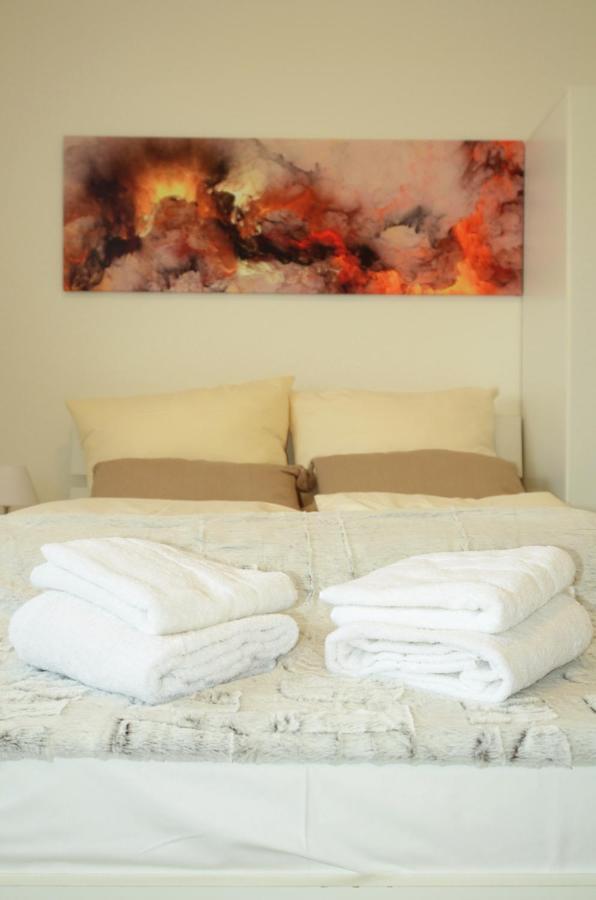 Unique Zentrale Moderne 2 Zimmer Wohnung Nahe Dem Park Villingen-Schwenningen Buitenkant foto