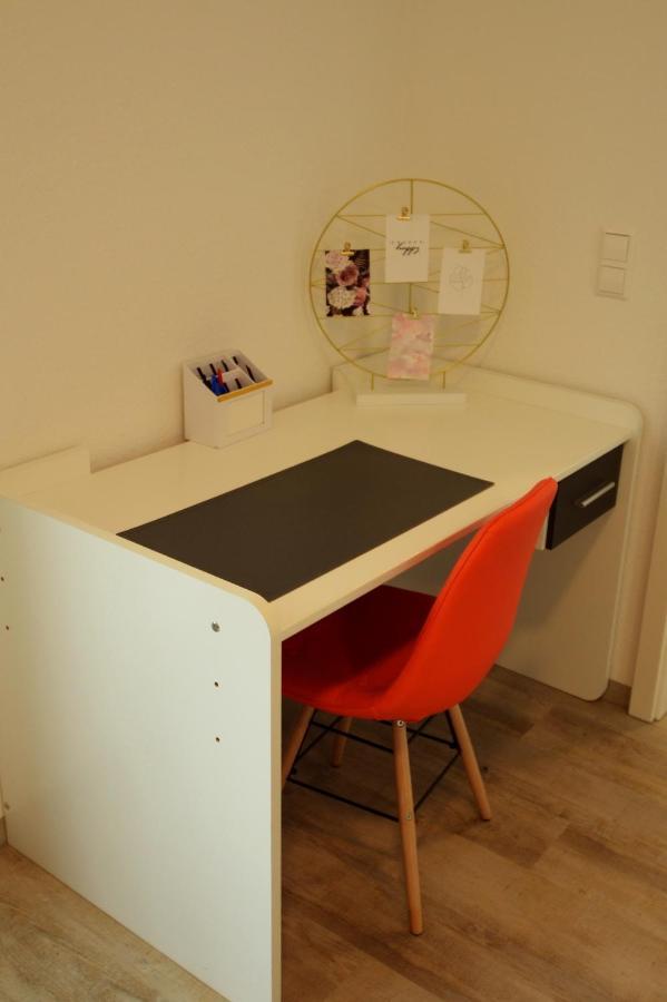 Unique Zentrale Moderne 2 Zimmer Wohnung Nahe Dem Park Villingen-Schwenningen Buitenkant foto