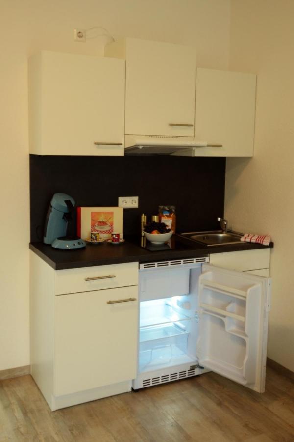 Unique Zentrale Moderne 2 Zimmer Wohnung Nahe Dem Park Villingen-Schwenningen Buitenkant foto